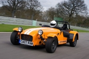 Caterham представил новую версию спорткара Seven