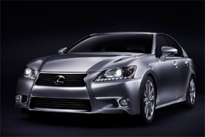 Затраты на содержание седана Lexus GS