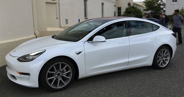 Tesla Model 3 2017