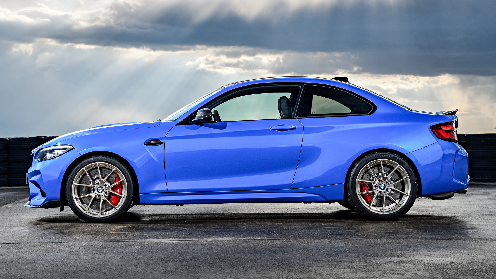 BMW M2 CS