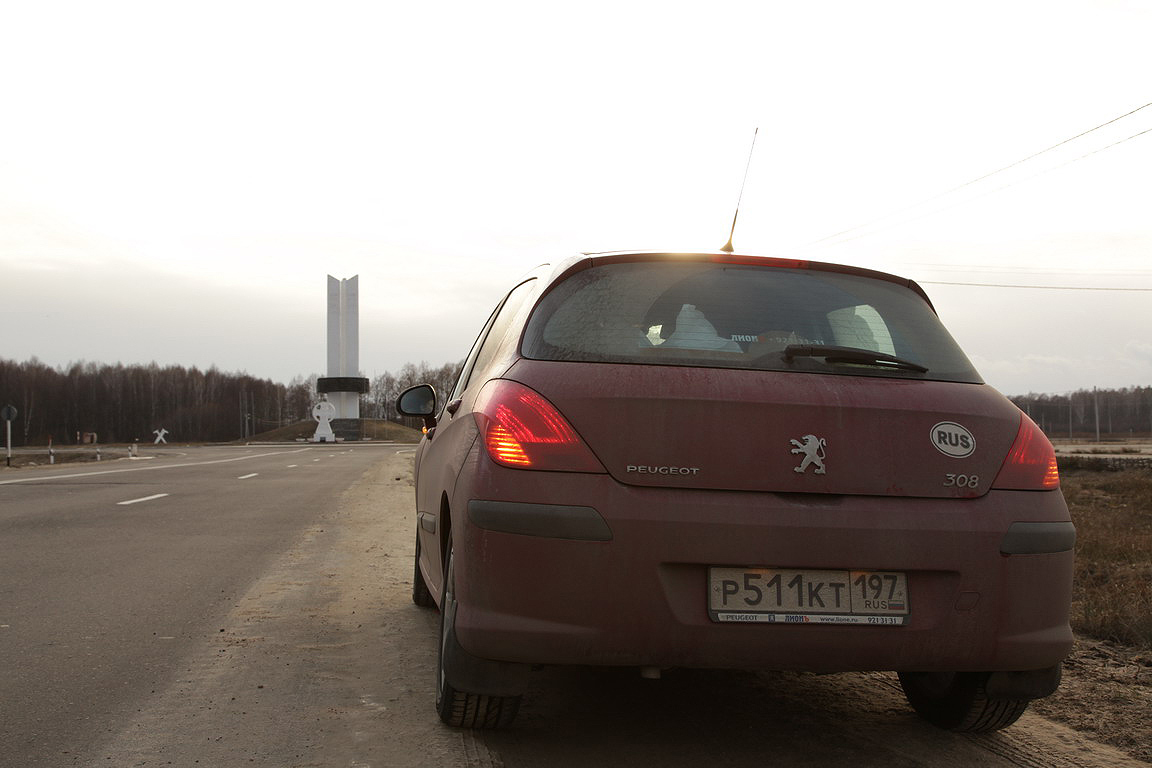 В город Львов на Peugeot 308