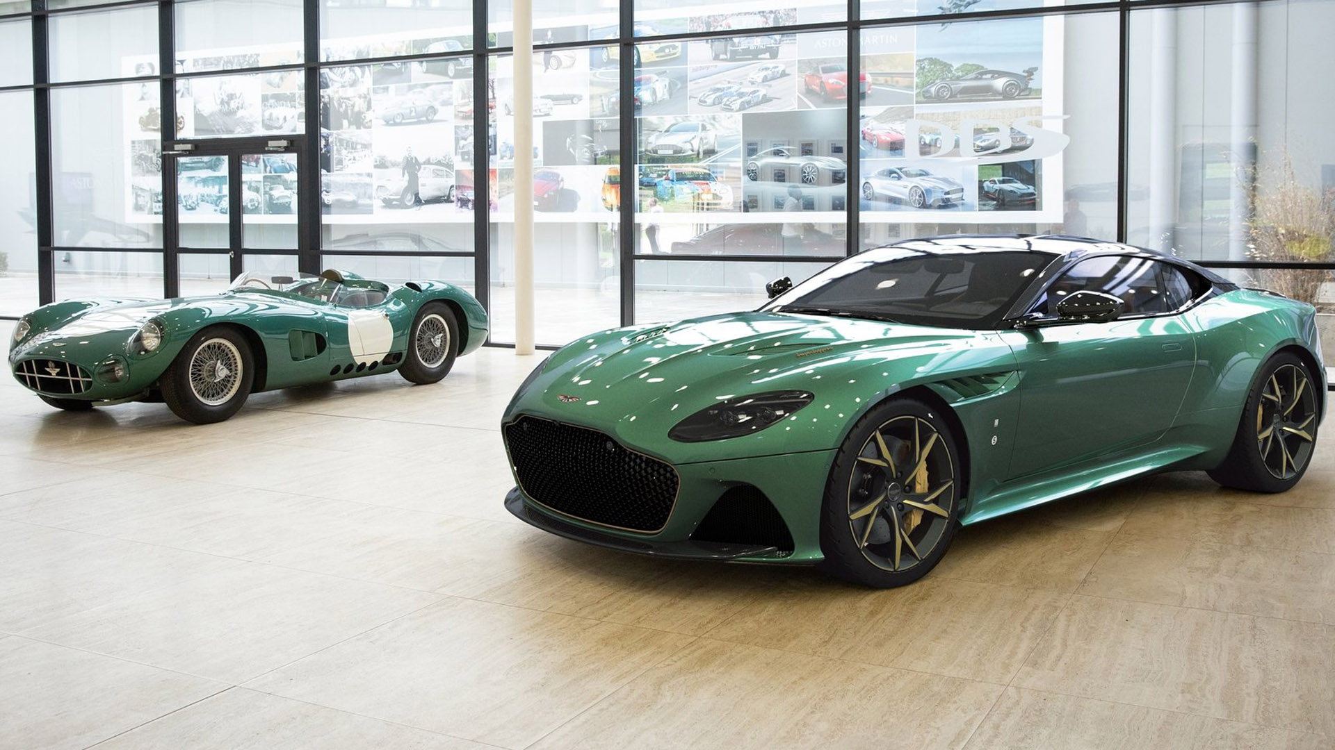 Aston Martin Superleggera Green