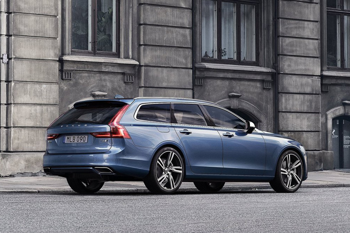 Volvo V90 R-Design