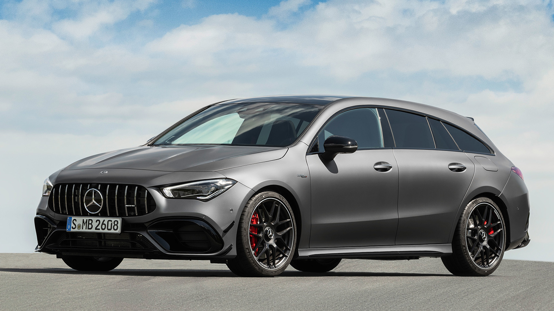 Mercedes-AMG CLA 45 Shooting Brake