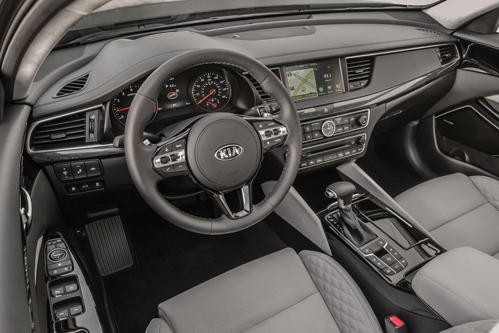 Kia Cadenza