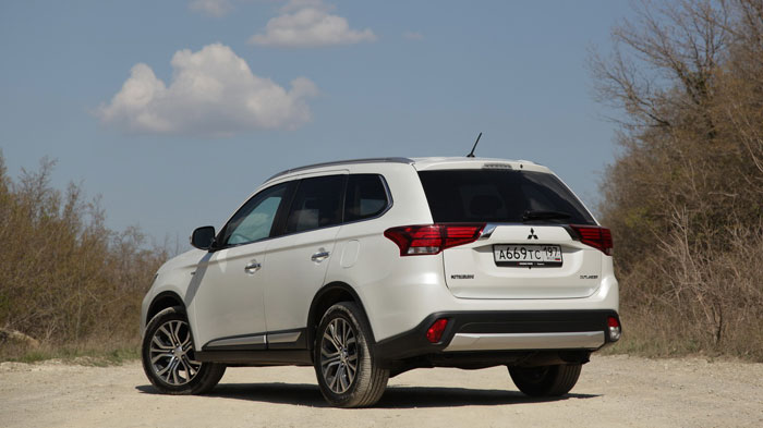 Mitsubishi Outlander